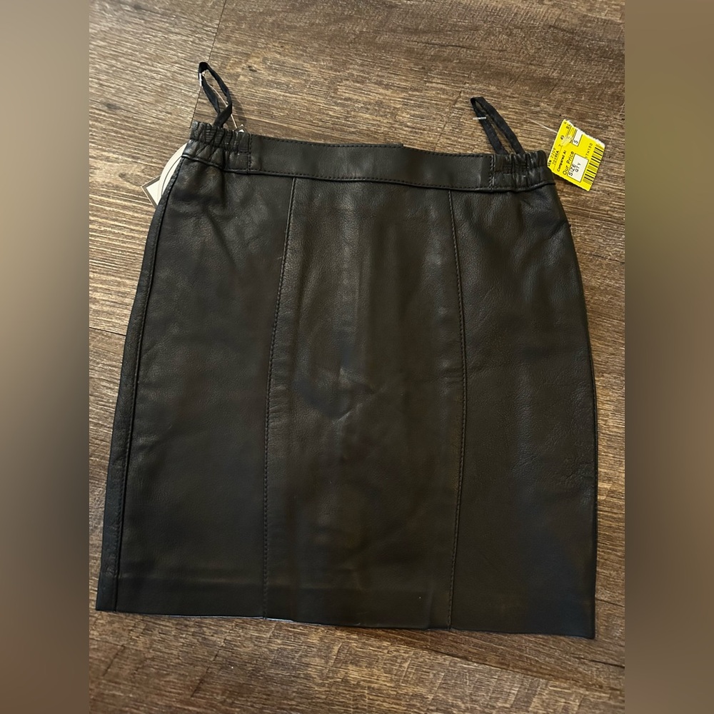 Genuine leather skirt by Hallie Robin by Outerbound girls size 5